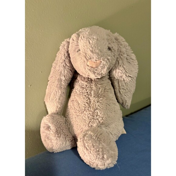 Jellycat London Grey Bashful Bunny Easter Stuffed Toy Floppy Ears Pink Nose - Picture 4 of 5